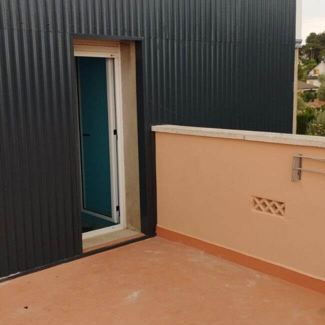 FACHADA PARTICULAR VALLIRANA 3